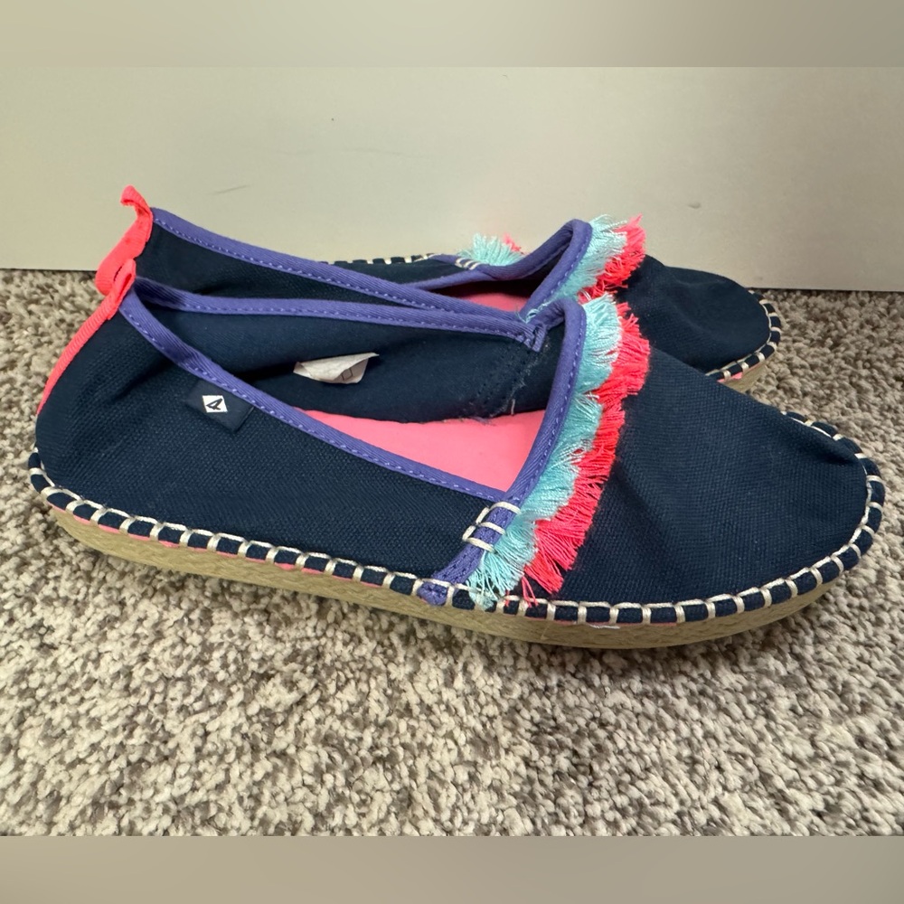 Sperry Girls Slip On Shoes Size 2